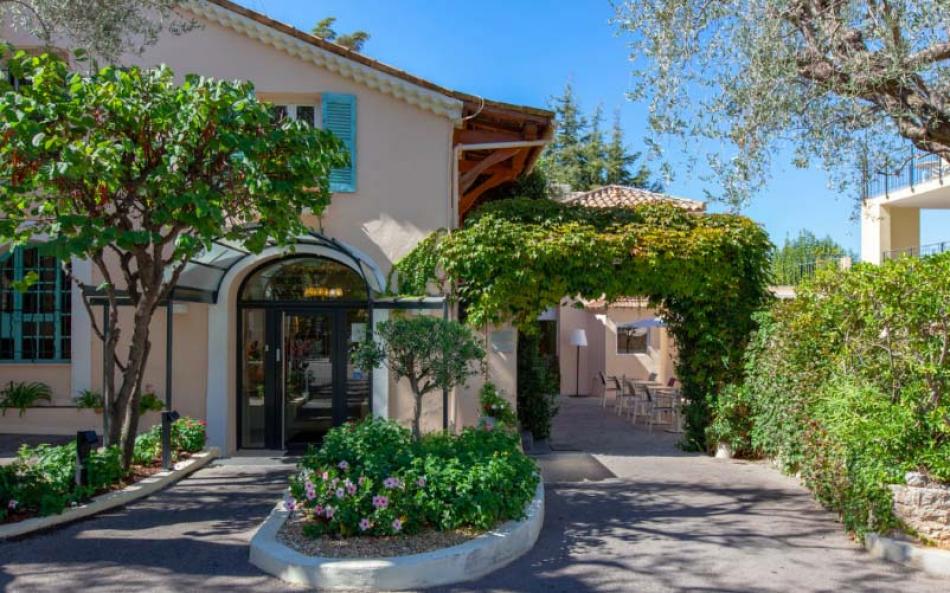 Bastide de l'Oliveraie - Hotel